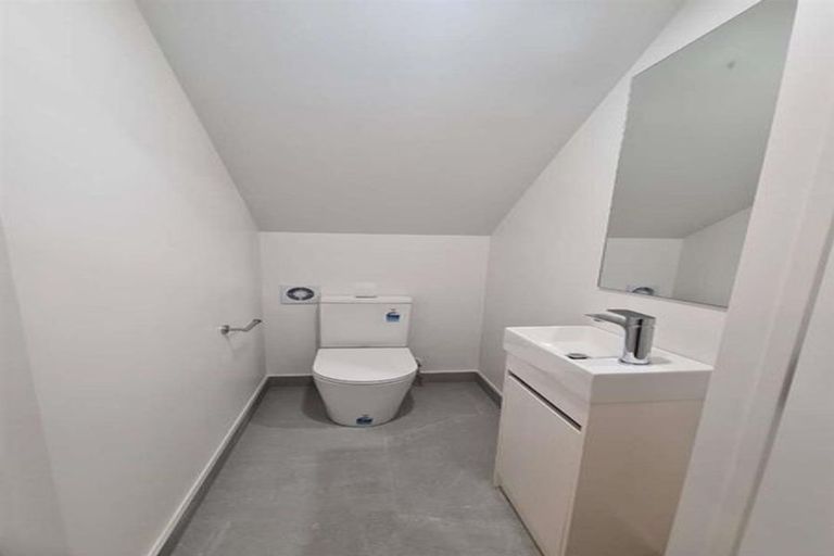Photo of property in 10c Cantina Avenue, Bayview, Auckland, 0629