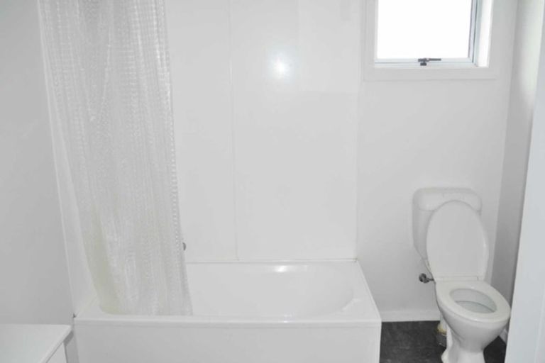 Photo of property in 2/83 Clare Road, St Albans, Christchurch, 8014