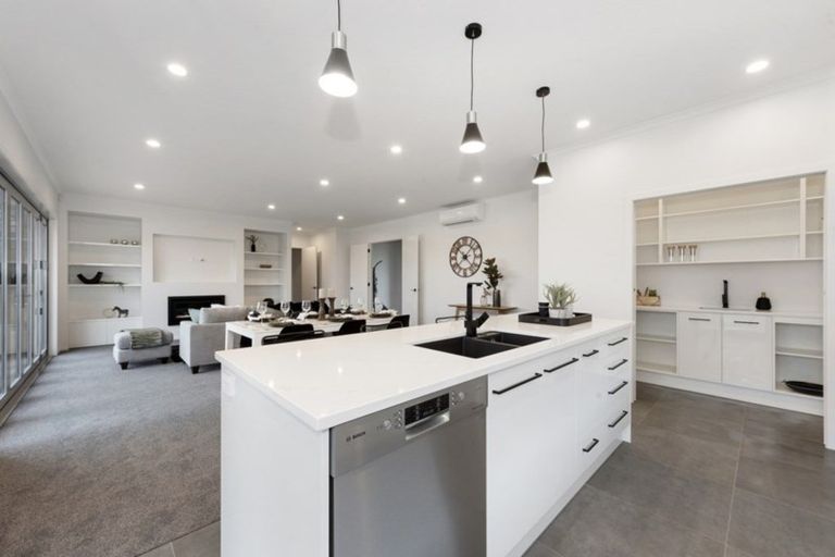 Photo of property in 3 Bosun Place, Te Atatu Peninsula, Auckland, 0610