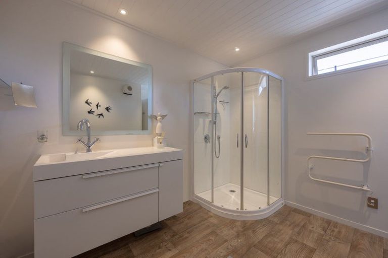 Photo of property in 12 Hillview Place, Wanaka, 9305