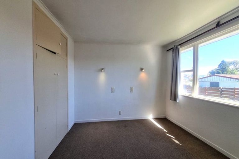 Photo of property in 48 Robinson Avenue, Holdens Bay, Rotorua, 3010