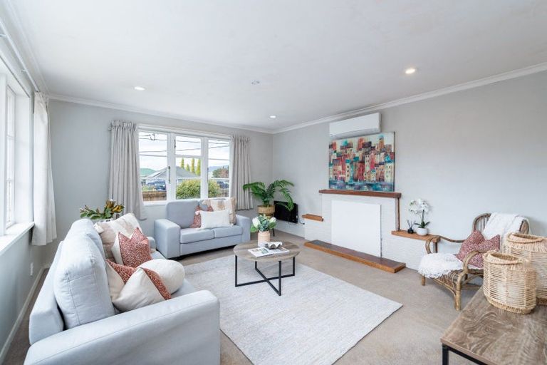 Photo of property in 14 John Street, Trentham, Upper Hutt, 5018