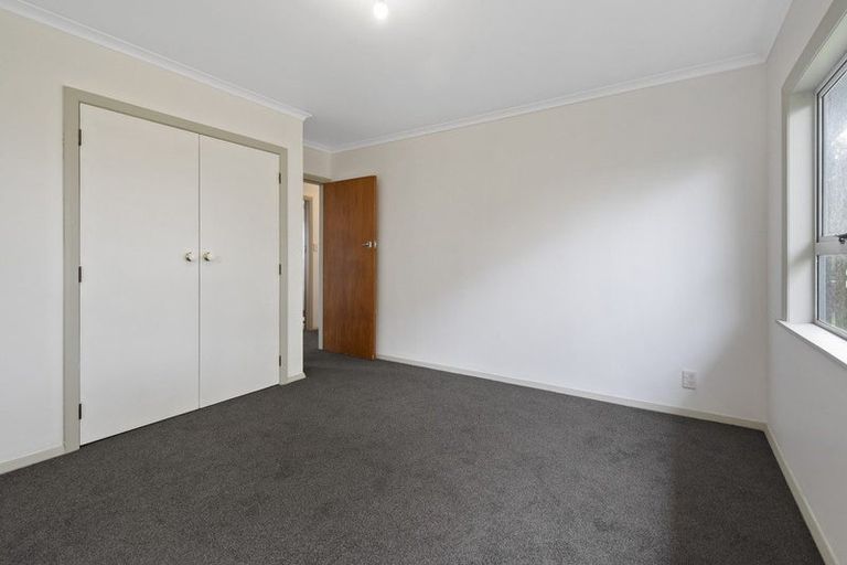 Photo of property in 22 Waterloo Crescent, Hokowhitu, Palmerston North, 4410