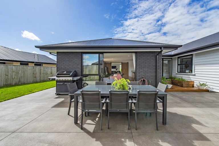 Photo of property in 28 Falcon Road, Rolleston, 7615