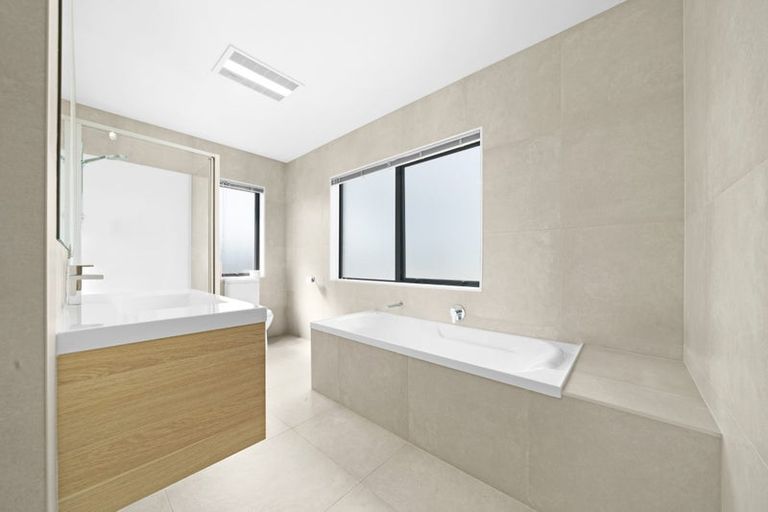 Photo of property in 1 Te Mura Crescent, Takanini, 2112