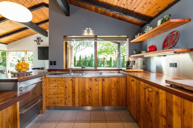 Photo of property in 16 Miller Street, Otane, 4202