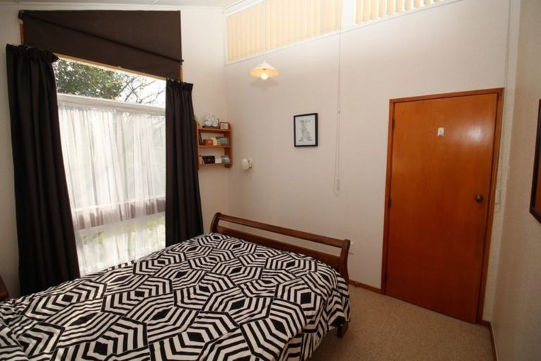 Photo of property in 12 Totara Street, Marton, 4710