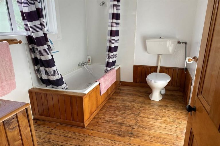 Photo of property in 13 Murray Street, Greymouth, 7805