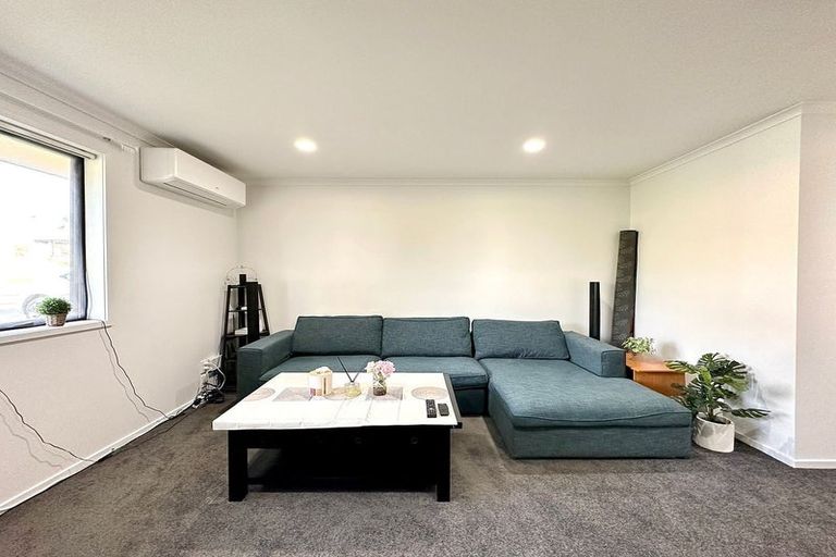 Photo of property in 78 Bluebird Crescent, Unsworth Heights, Auckland, 0632