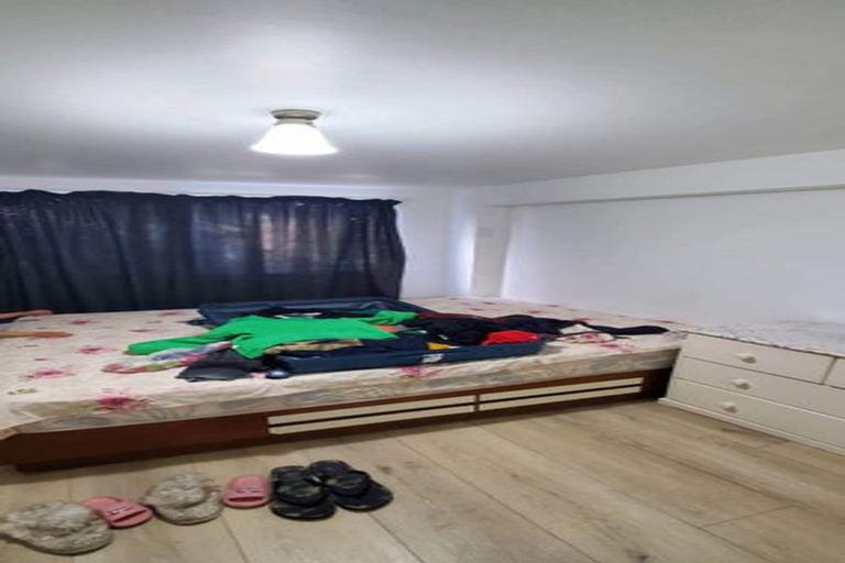 Photo of property in 9 Velma Road, Hillcrest, Auckland, 0627