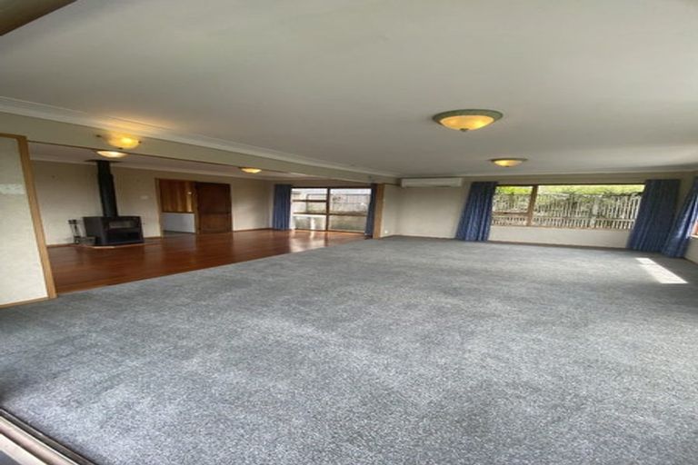 Photo of property in 2/46 Lyons Avenue, Murrays Bay, Auckland, 0630
