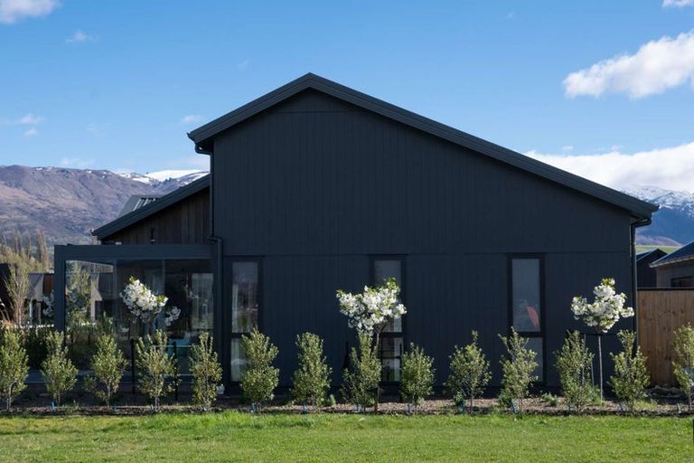 Photo of property in 24 Bragato Way, Cromwell, 9310