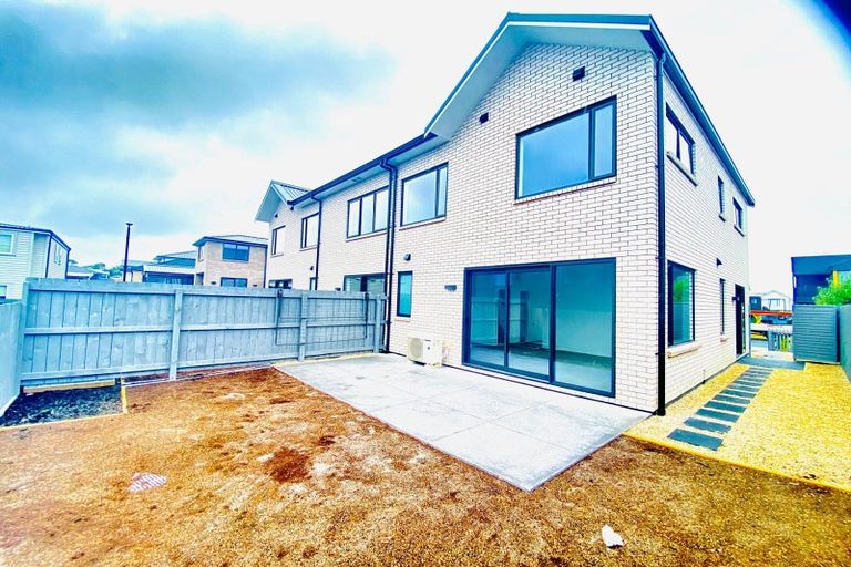 Photo of property in 40 Samuel Marsden Place, Whenuapai, 0618