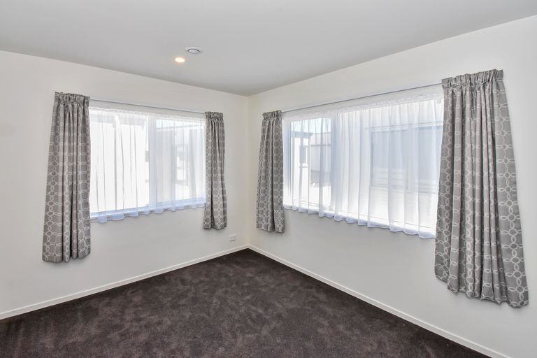 Photo of property in 6 Treestump Road, Takanini, 2112