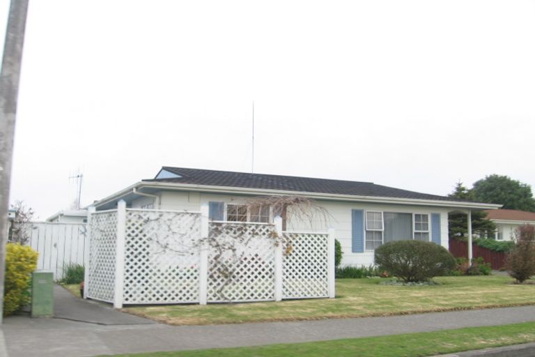 Photo of property in 1/79 Meeanee Road, Taradale, Napier, 4112