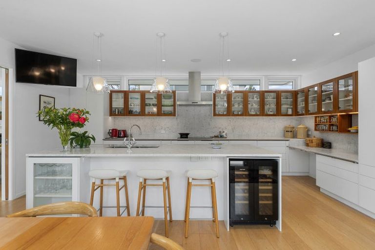 Photo of property in 62a Holly Road, St Albans, Christchurch, 8014