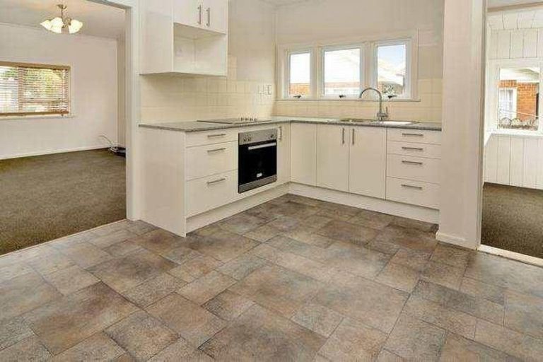 Photo of property in 1/31 Halsey Road, Manurewa, Auckland, 2102