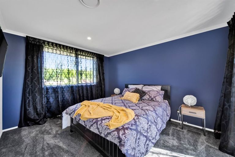 Photo of property in 15 Thomason Road, Egmont Village, New Plymouth, 4371