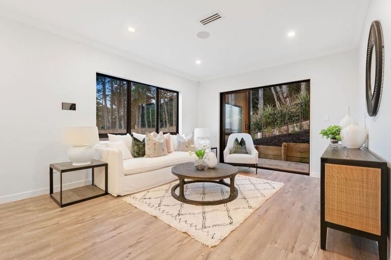 Photo of property in 28 Kate Duncan Drive, Swanson, 0614