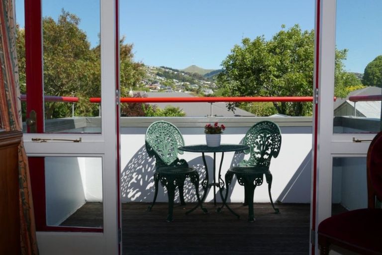 Photo of property in 29 Saint Martins Road, Saint Martins, Christchurch, 8022