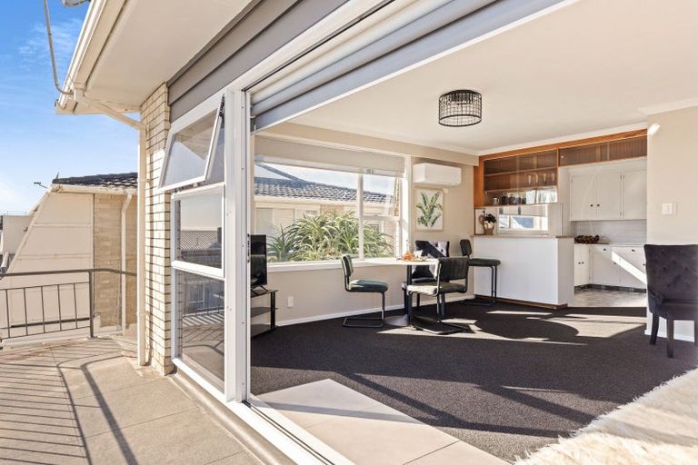 Photo of property in 11b Hine Street, New Plymouth, 4310