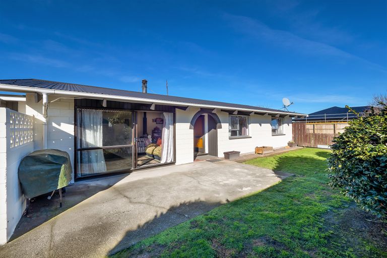Photo of property in 295 Hendersons Road, Hoon Hay, Christchurch, 8025