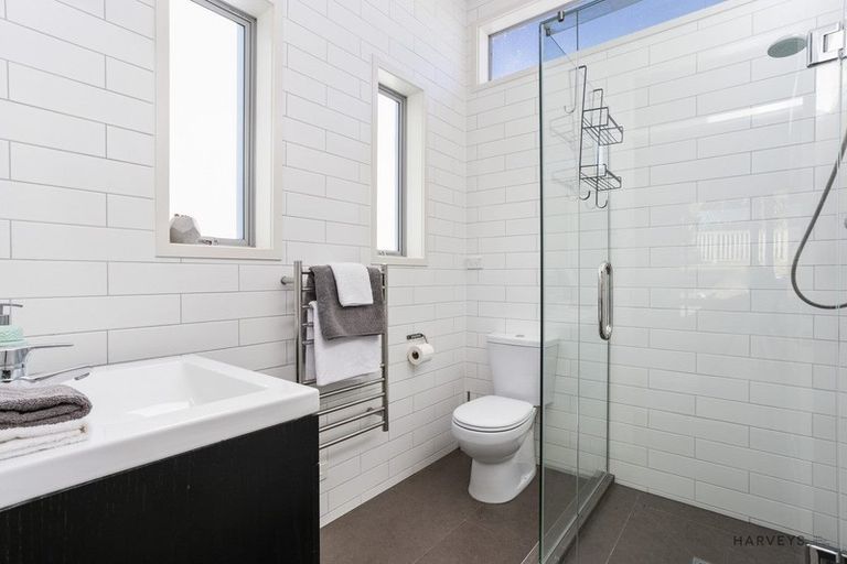 Photo of property in 188 Scenic Drive, Titirangi, Auckland, 0604