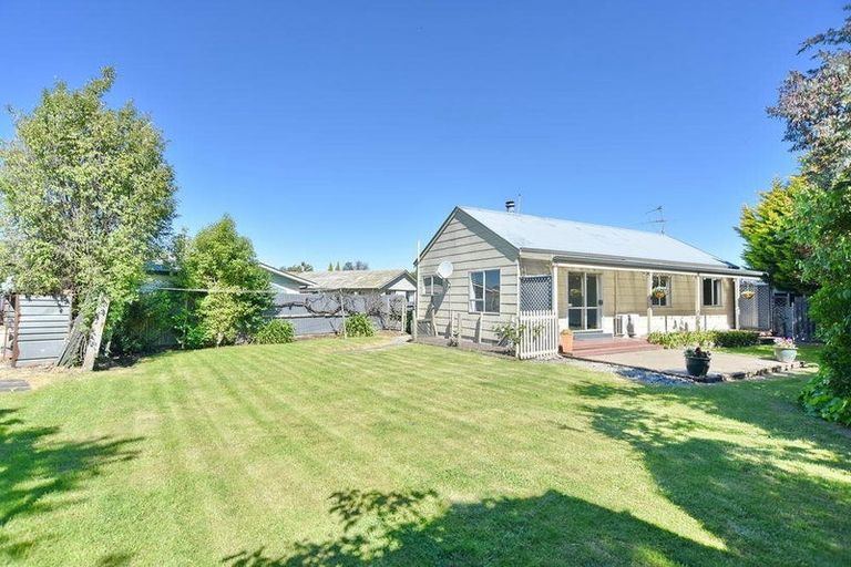 Photo of property in 69 Kowhai Avenue, Rangiora, 7400