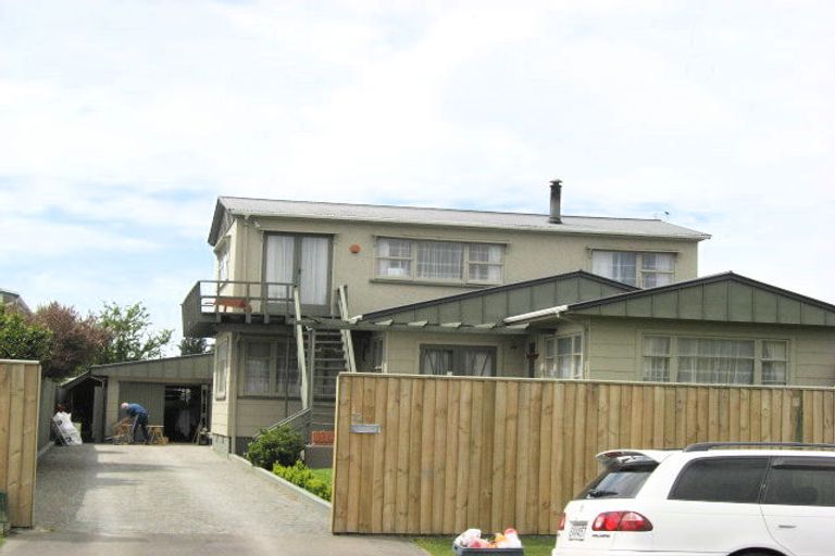 Photo of property in 72 Akaroa Street, Kaiapoi, 7630