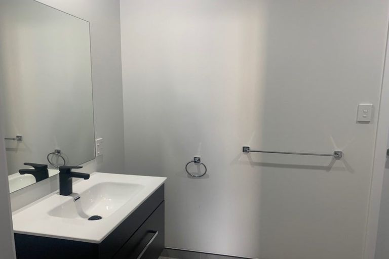 Photo of property in 62 Peel Street, Westport, 7825