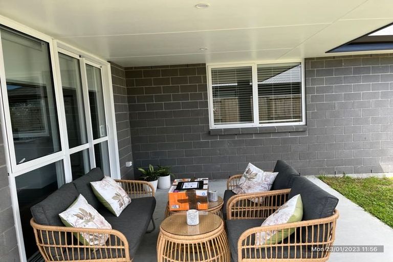 Photo of property in 11 Tamapahore Boulevard, Papamoa Beach, Papamoa, 3118