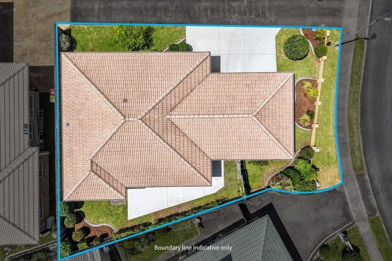 Photo of property in 12 Judd Place, Orewa, 0931