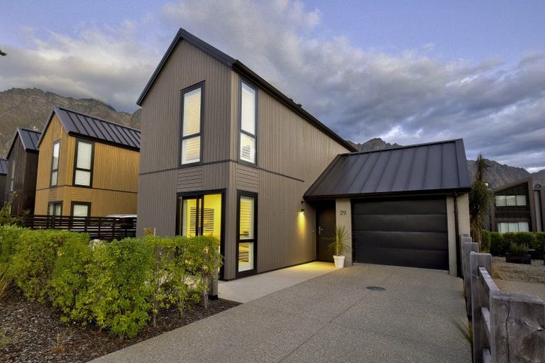 Photo of property in 29 Mulholland Drive, Jacks Point, 9371