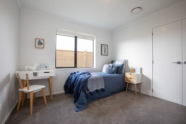 Photo of property in 45 Te Taniwha Road, One Tree Point, 0118