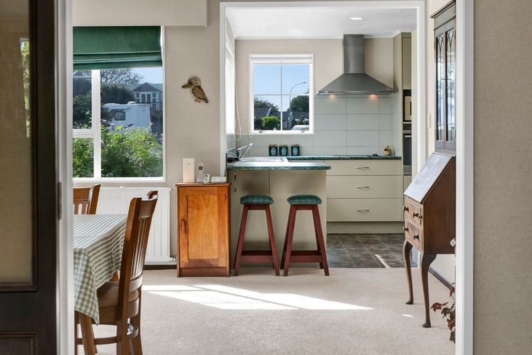 Photo of property in 13 Quin Crescent, Hawera, 4610