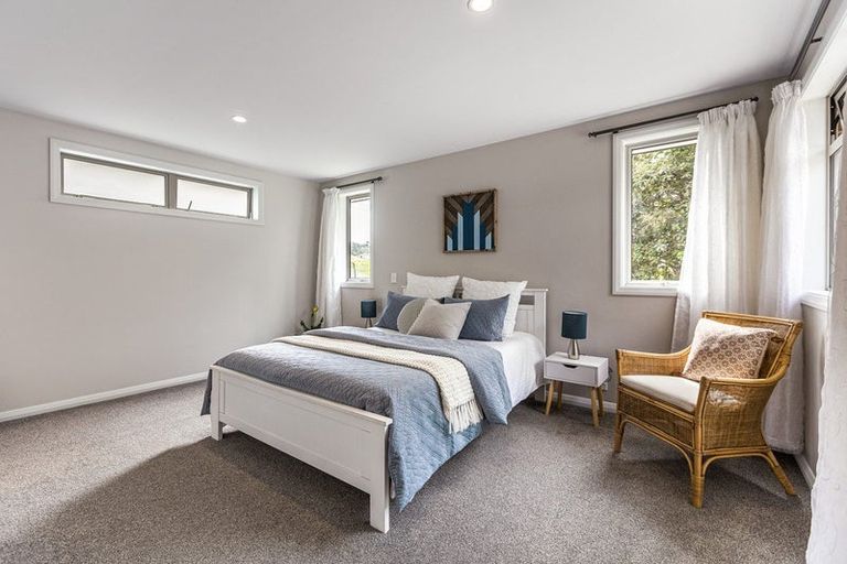 Photo of property in 6a Moera Place, Stanmore Bay, Whangaparaoa, 0932