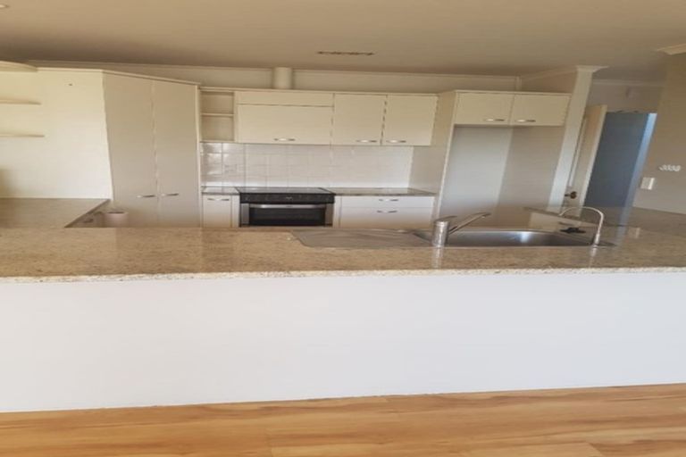 Photo of property in 23 Longford Park Drive, Takanini, 2112