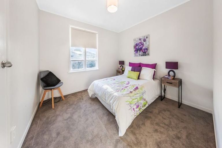 Photo of property in 7 Foster Place, Mangere East, Auckland, 2024