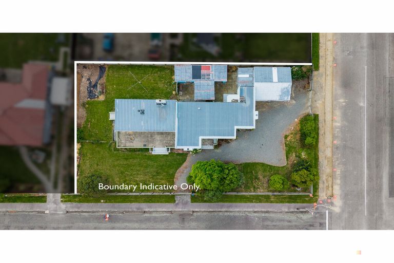 Photo of property in 53 Rhodes Street, Waimate, 7924