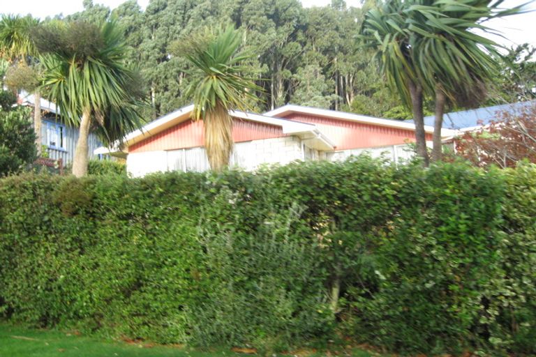 Photo of property in 26 Waikana Street, Broad Bay, Dunedin, 9014