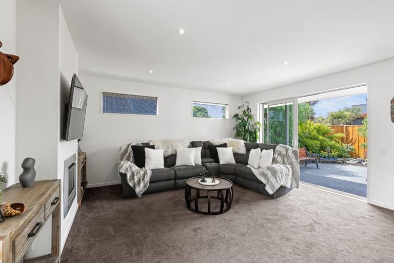 Photo of property in 165 Estuary Road, South New Brighton, Christchurch, 8062