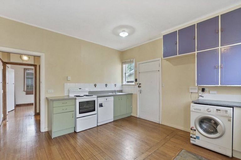 Photo of property in 43 Jellicoe Drive, Hamilton East, Hamilton, 3216