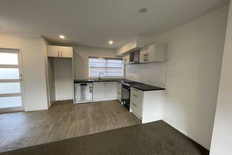 Photo of property in 53u2 May Street, Hamilton East, Hamilton, 3216