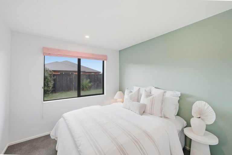 Photo of property in 11 Aspen Street, Rangiora, 7400