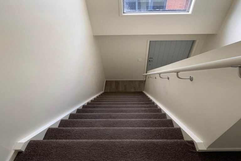 Photo of property in 215u1 Massey Street, Frankton, Hamilton, 3204