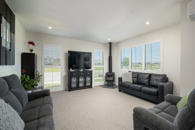 Photo of property in 12 Rembrandt Drive, Springlands, Blenheim, 7201