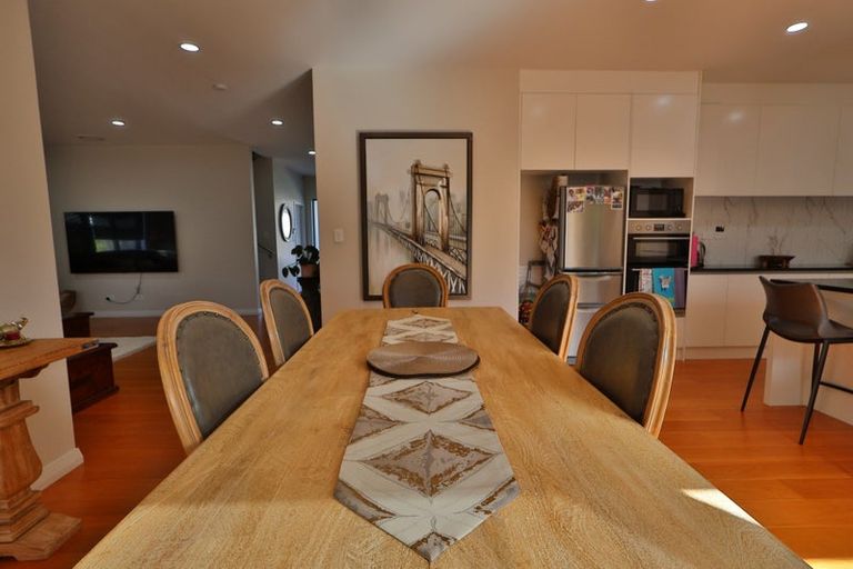 Photo of property in 16 Francesco Drive, Karaka, Papakura, 2113