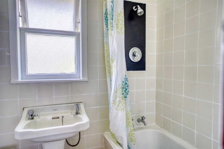 Photo of property in 93 Town Point Road, Maketu, 3189