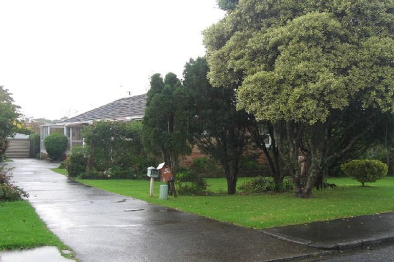 Photo of property in 1/17 Kerswill Place, Pakuranga, Auckland, 2010