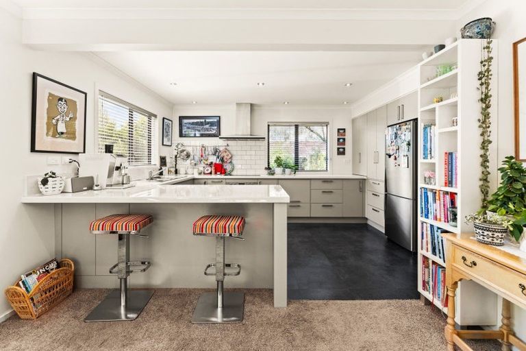 Photo of property in 75 Glenross Street, Glenross, Dunedin, 9011